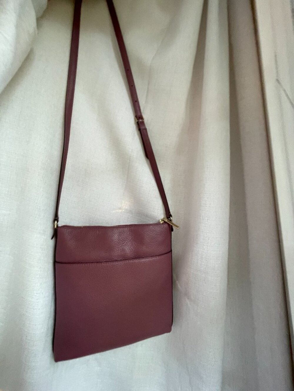 Kate Spade Deep Plum Pebbled Leather Crossbody - Picture 2 of 9